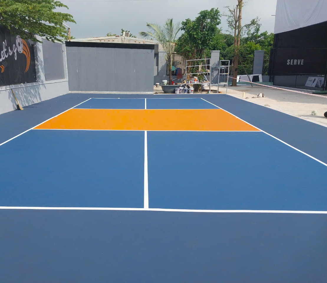 Làm chung mặt sân padel tennis - pickleball cao cấp 9 lớp sơn có 10% Hạt Cao Su ECOPICK nhựa nguội